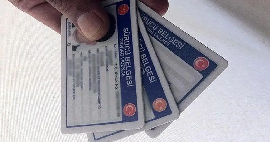 Stajyer Sürücü ve Ehliyet Sonrası İlk Yıl: Yeni Sürücüler İçin Dikkat Edilmesi Gerekenler | Buca Uğur Sürücü Kursu